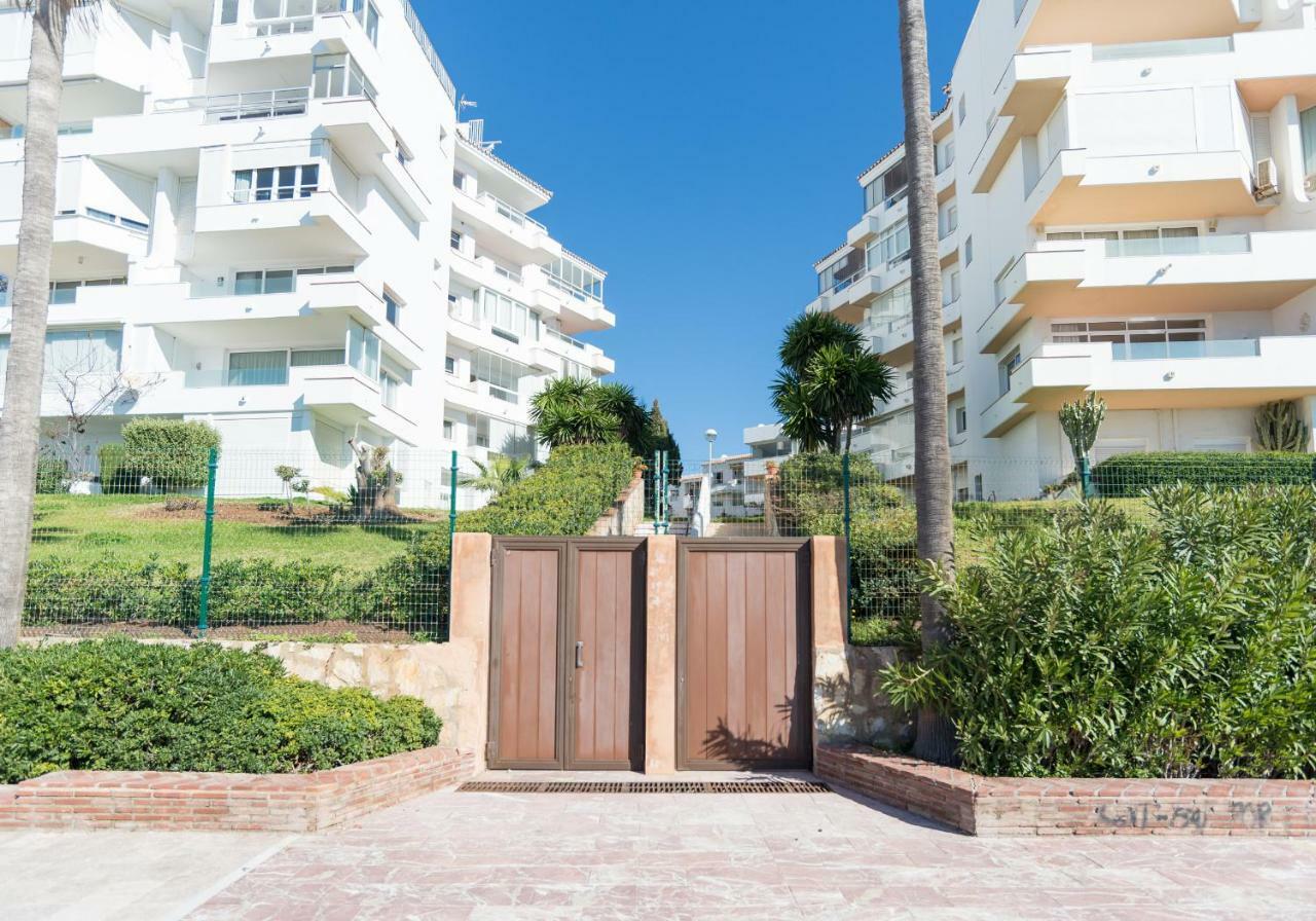 Tgh/ Marbella Beachfront And Center Exterior photo