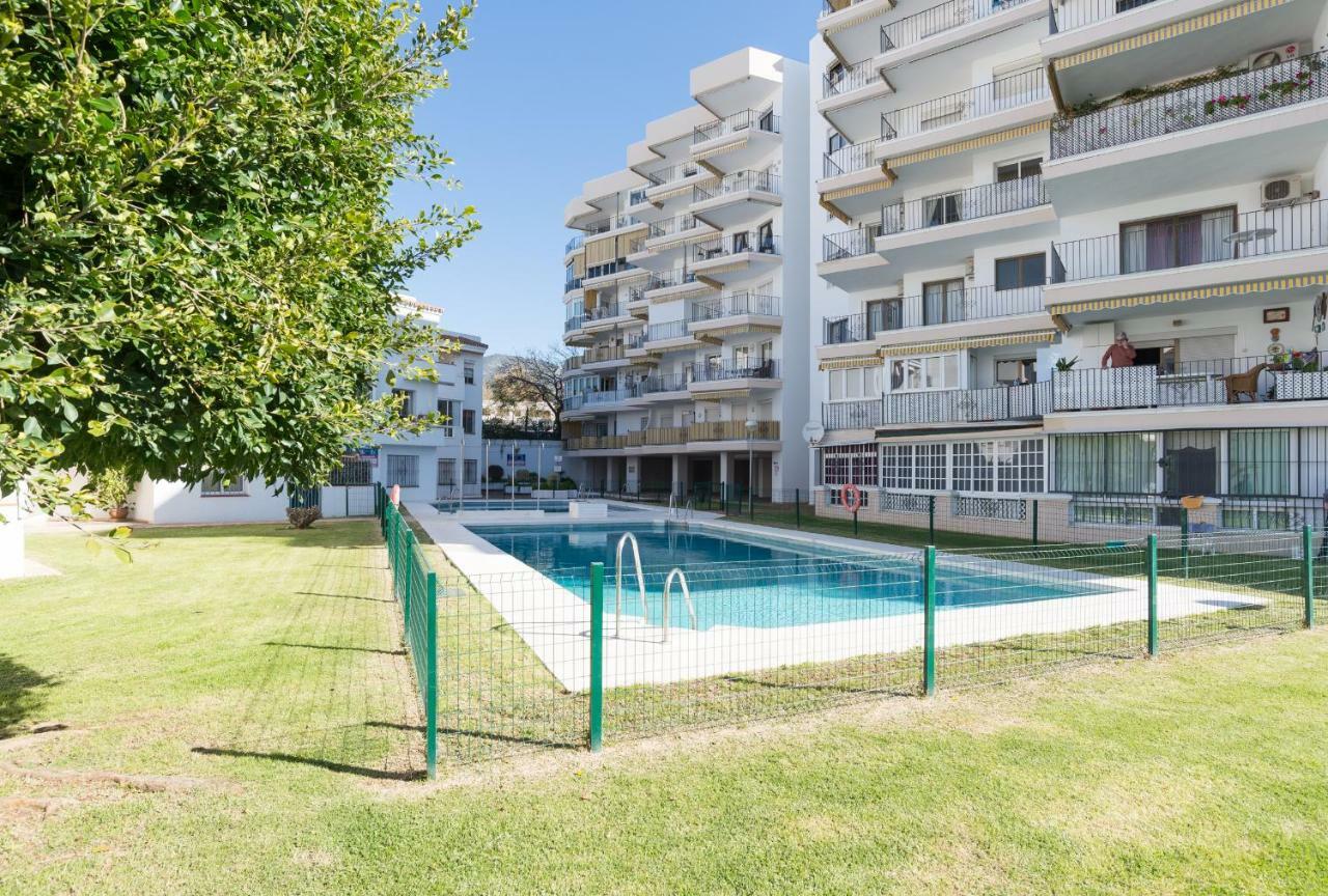 Tgh/ Marbella Beachfront And Center Exterior photo