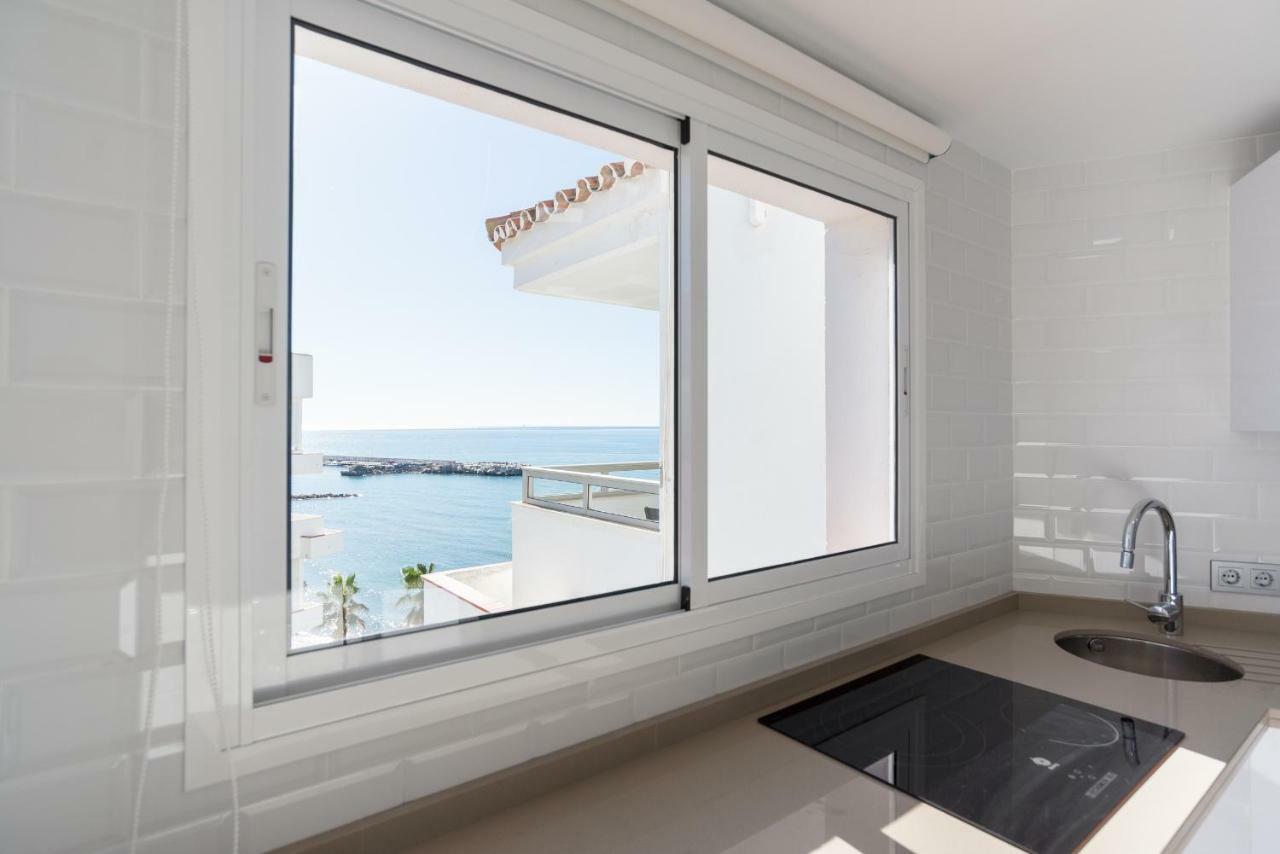 Tgh/ Marbella Beachfront And Center Exterior photo